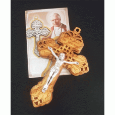 Pardon Crucifix 8.8cm in laser cut Olive Wood Pardon Crucifix 8.8cm in laser cut Olive Wood